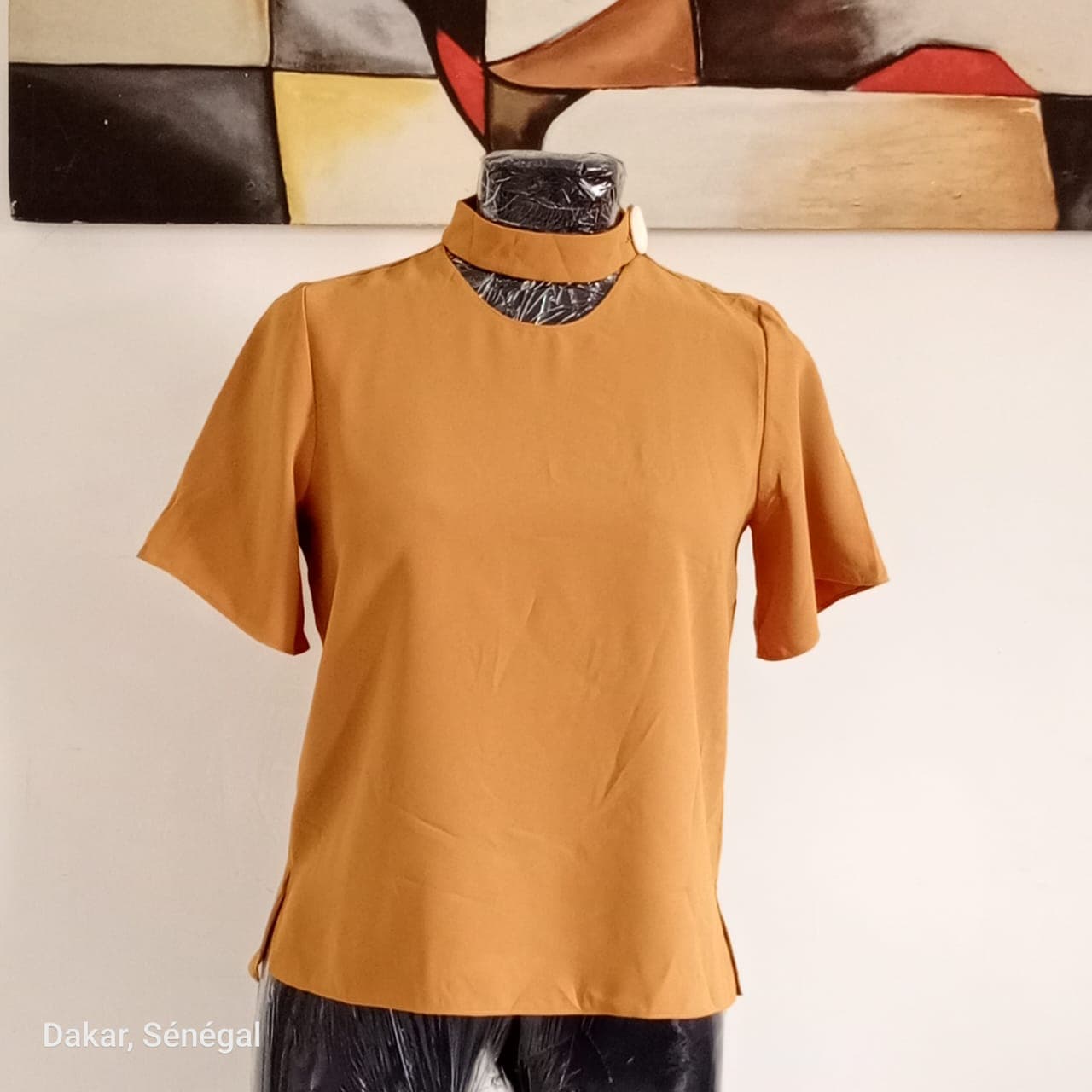 Haut jaune
