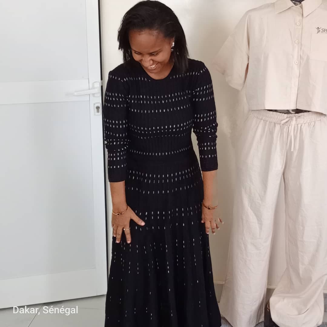 Robe Noire poivrée