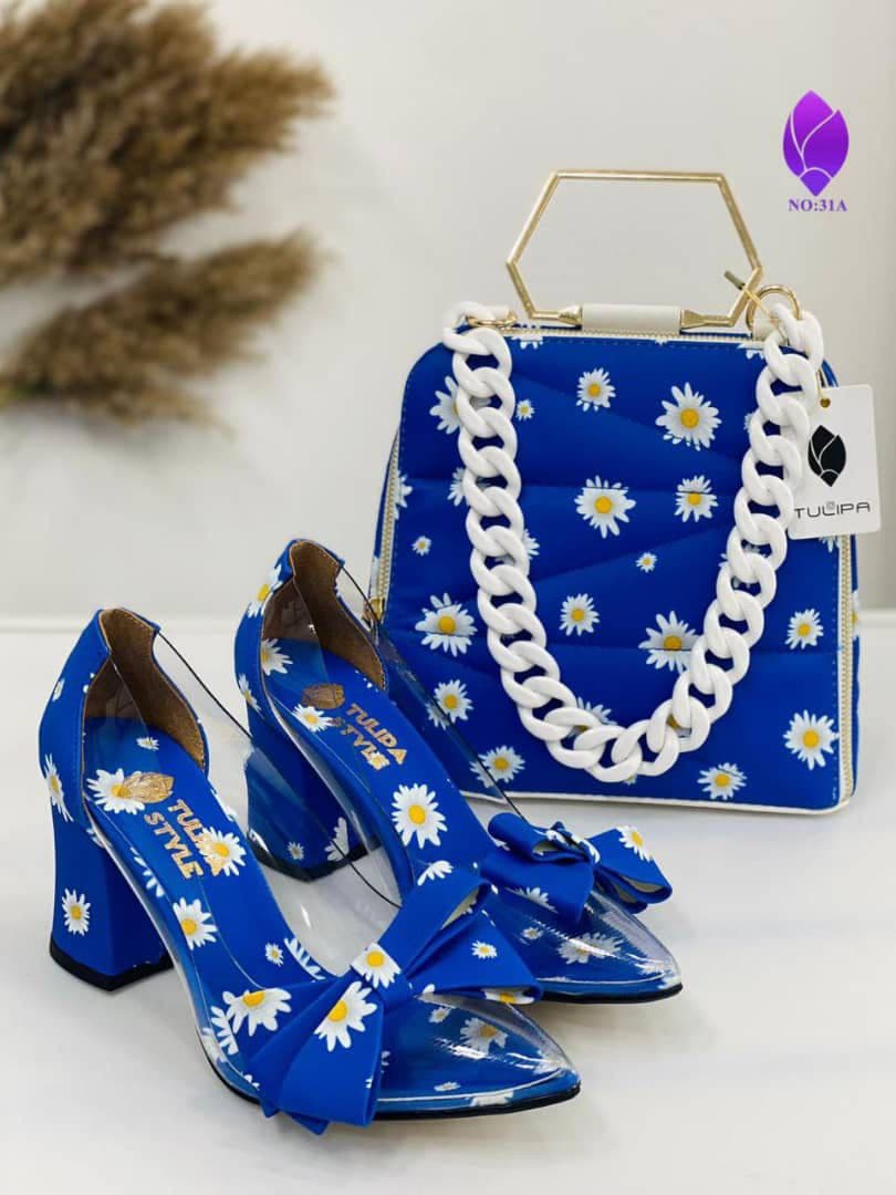 Vêtements et accessoires