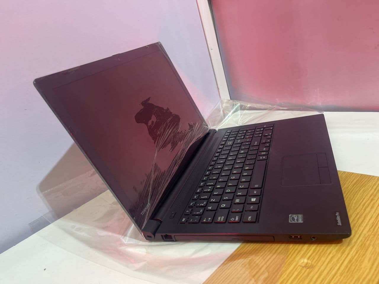 toshiba r50