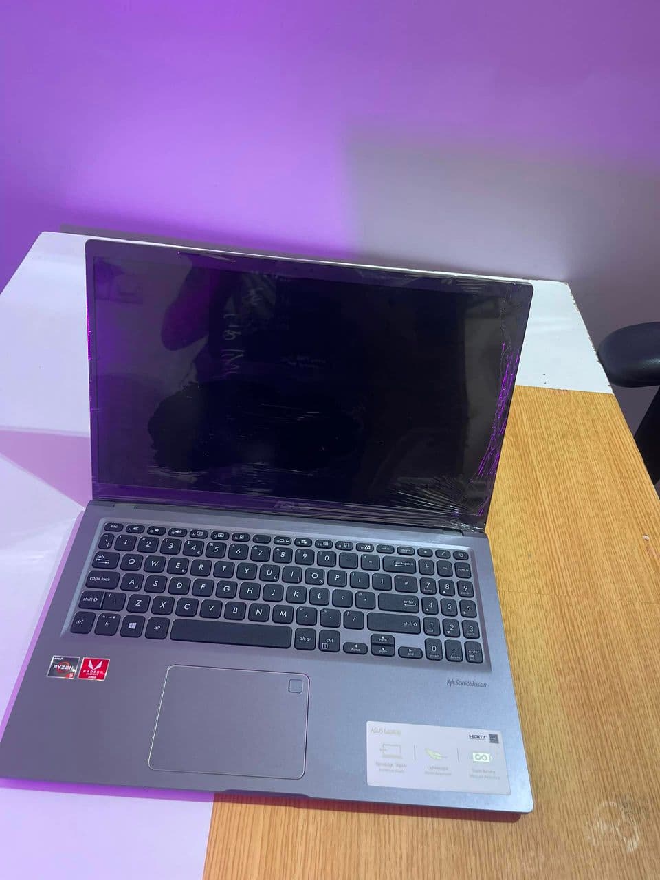Asus computer